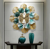 Ginkgo Aura Medallion Clock – Gold (30" x 30")
