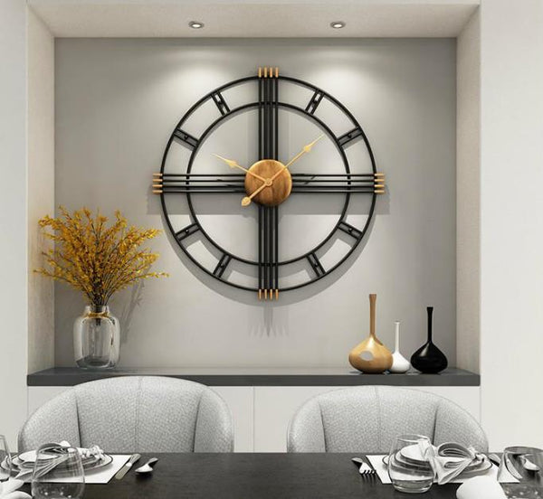 Hammered‑Gold Roman Halo Clock – Black & Gold Antique (24" x 24")