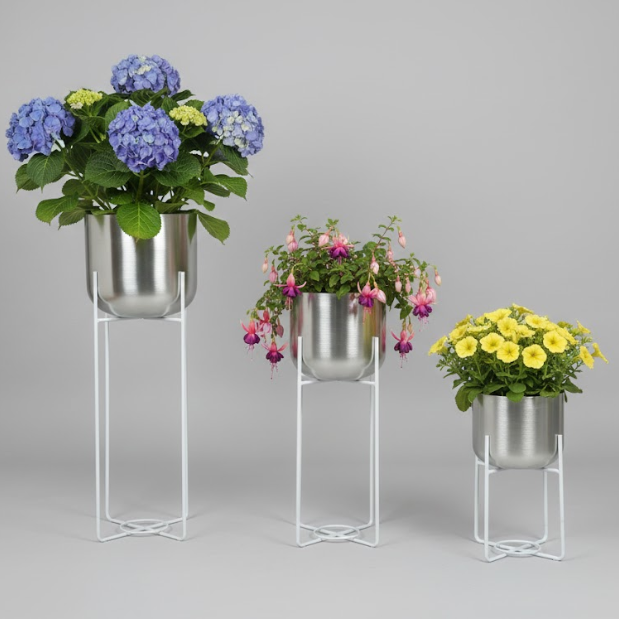 Modern Silver Luxe tree-tier Planter set