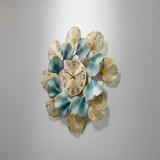 Ginkgo Aura Medallion Clock – Gold (30" x 30")