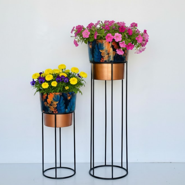 Luxe Steel Planters with Artistic Finish