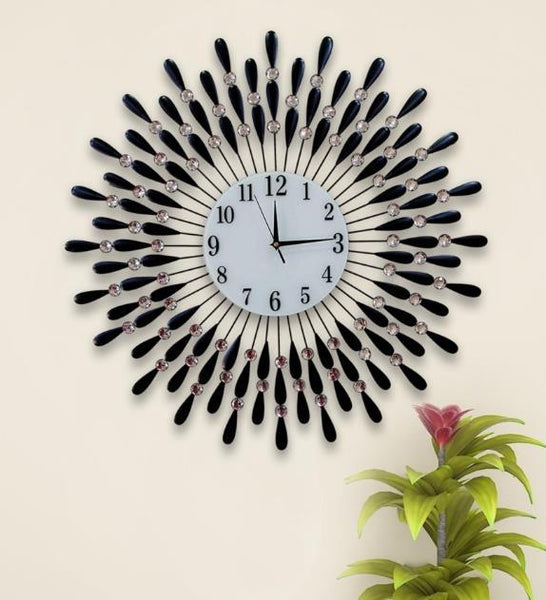 Heritage Roman Gallery Clock – Gold (24" x 24")