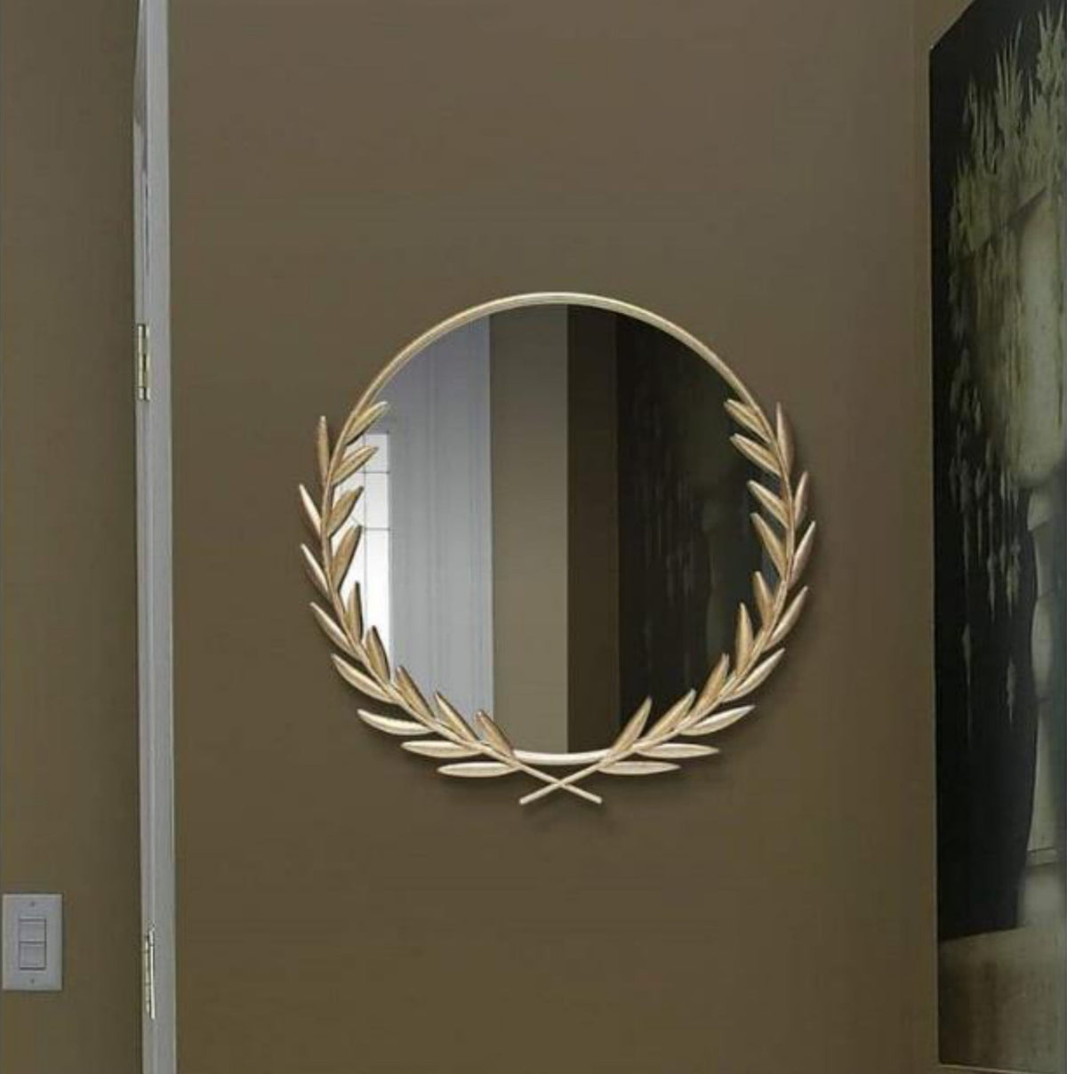 Laurel Crest Round Mirror